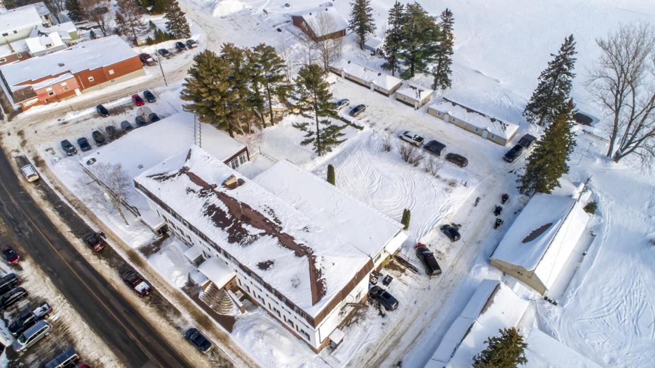 Caswell Resort Sundridge Екстер'єр фото
